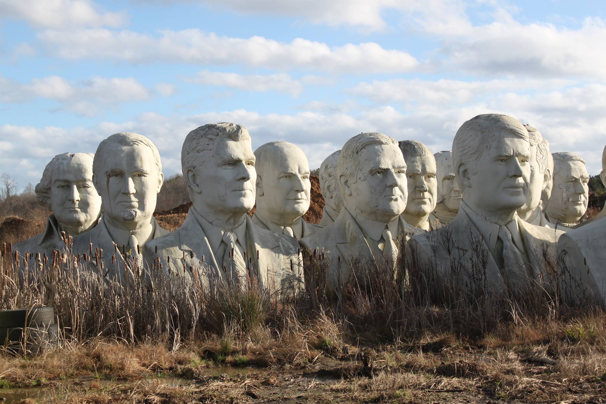 How 43 Giant, Crumbling Presidential Heads Ended Up in a Virginia Field – Smithsonian